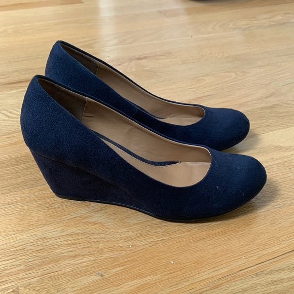 Navy Blue Rounded Toe Wedges - Picture 2 of 3